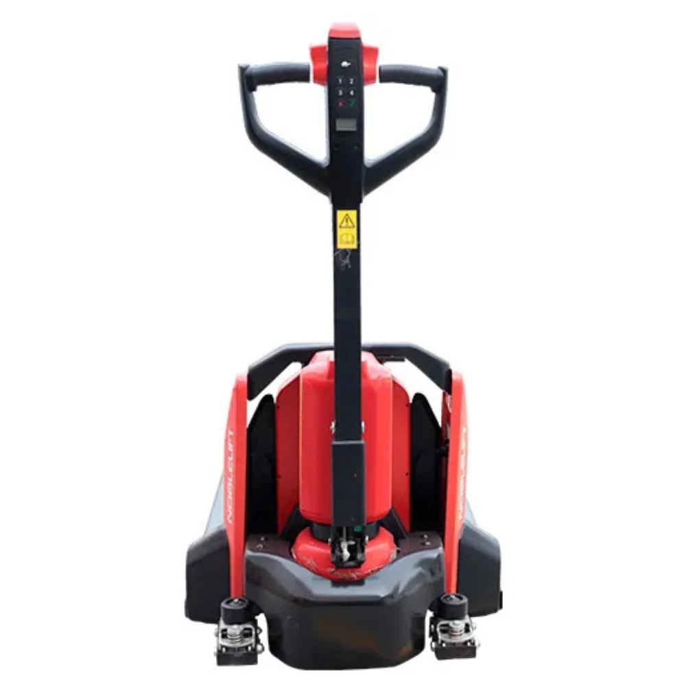 Patín eléctrico PTE 20 N ideal para carga y descarga de pallets Noblemaq Montacargas Patín eléctrico PTE 20 N ideal para carga y descarga de pallets Noblemaq Montacargas